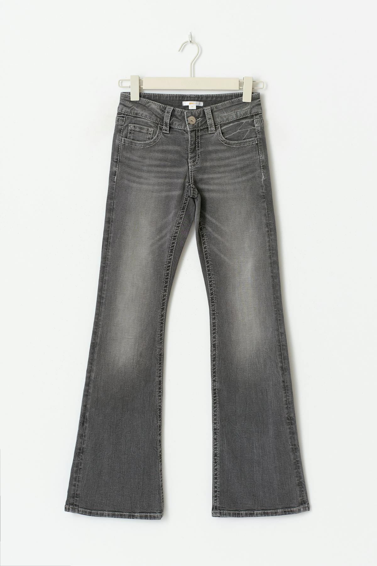 Decorated low flare jeans