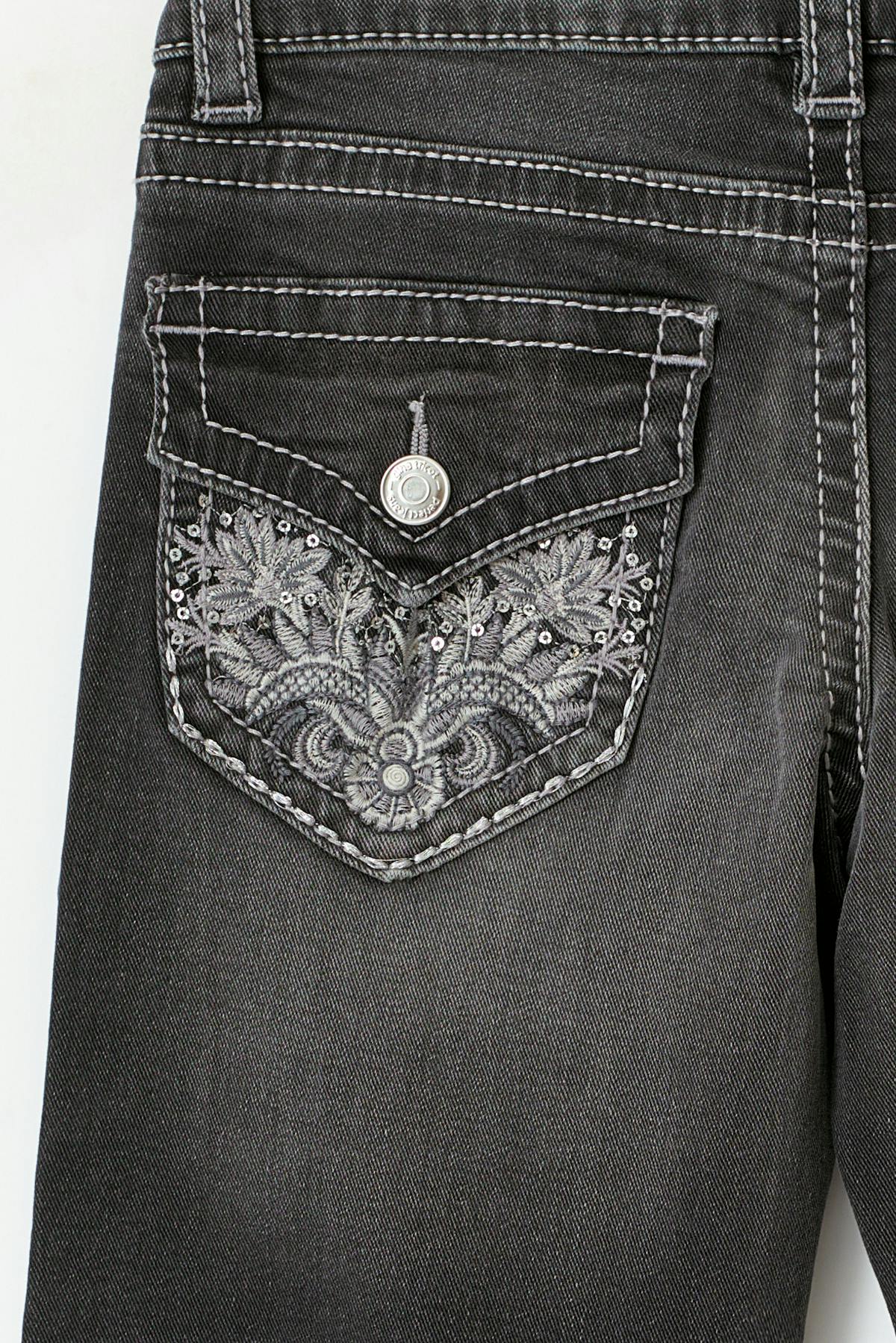 Decorated low flare jeans