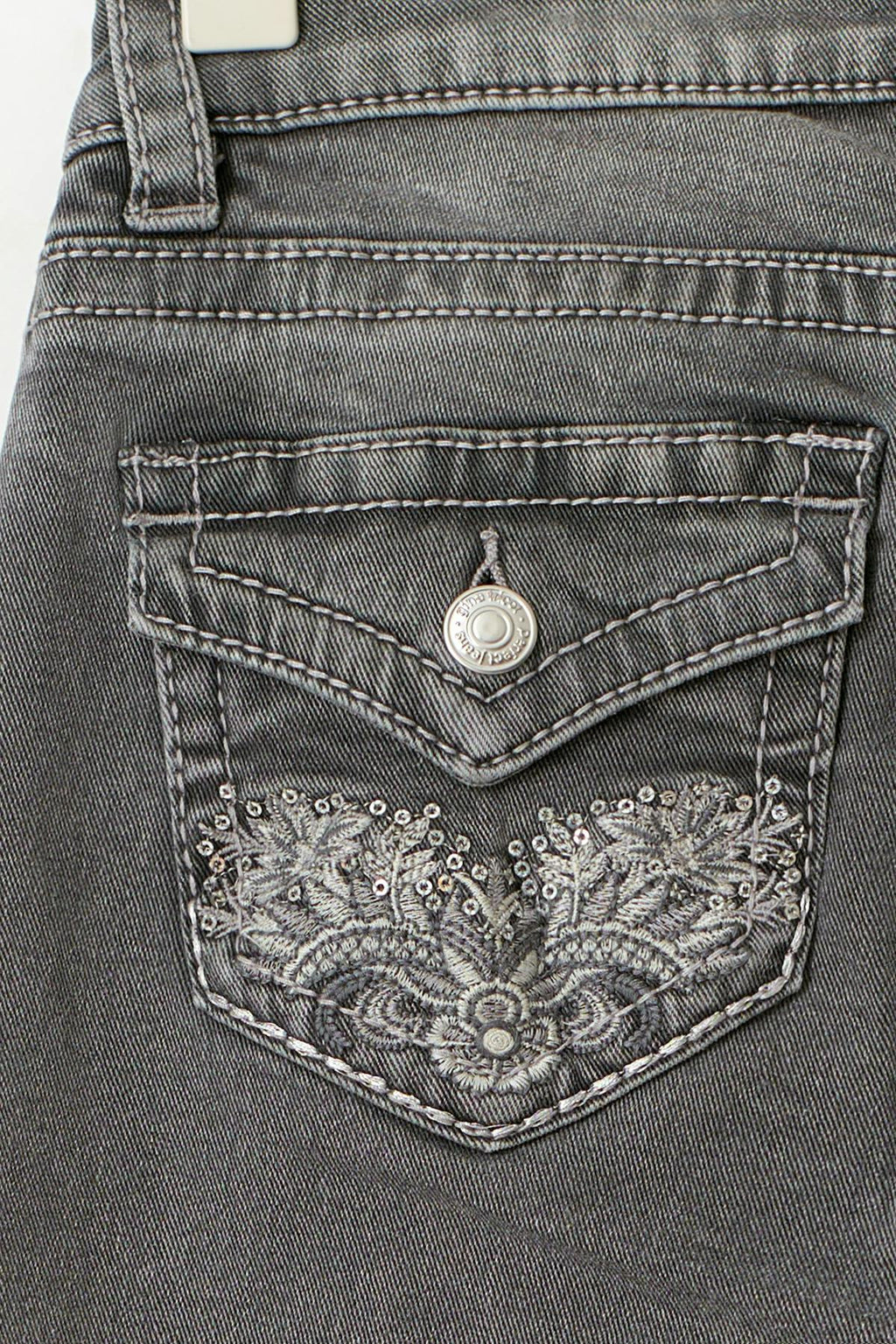 Decorated low flare jeans