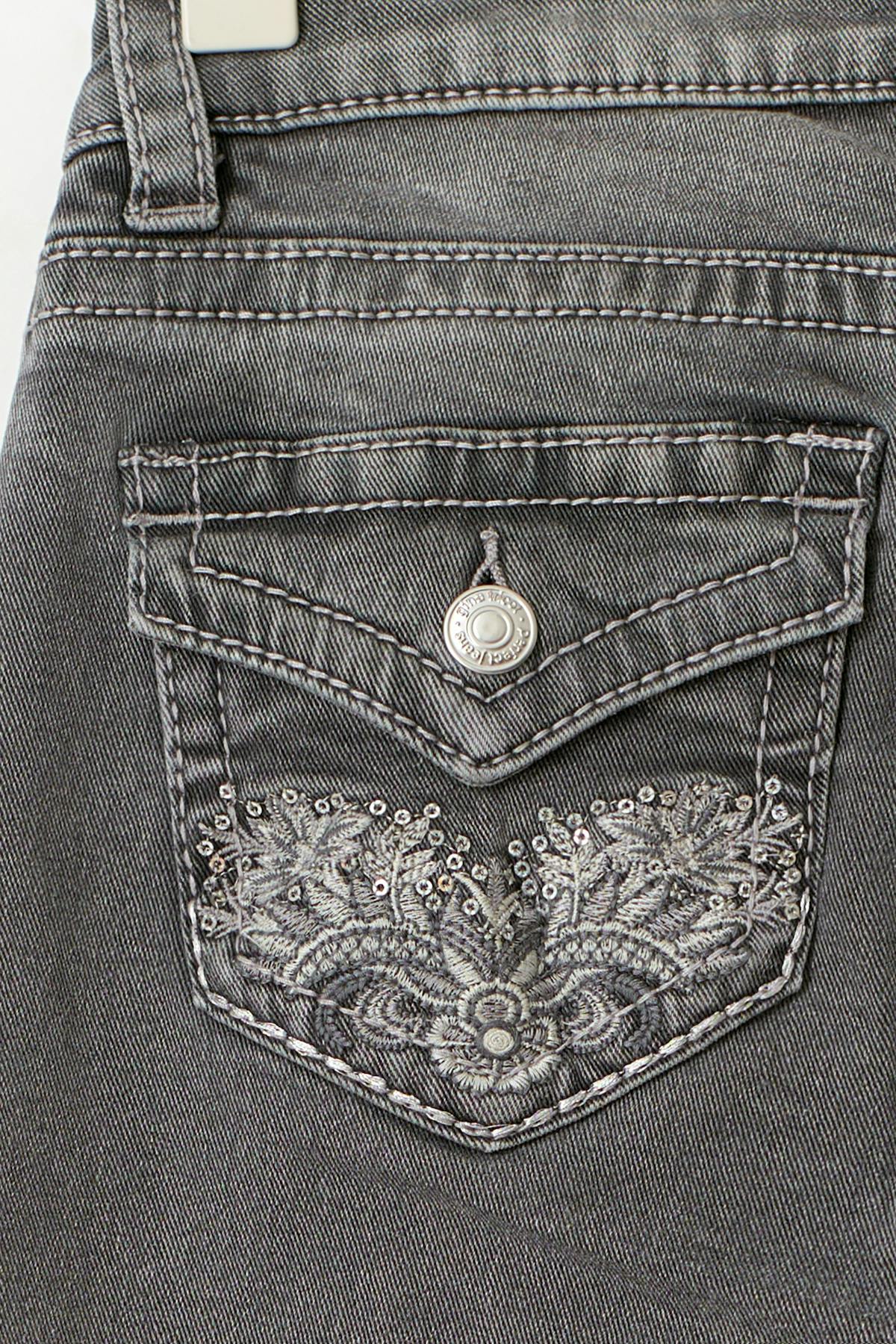 Decorated low flare jeans