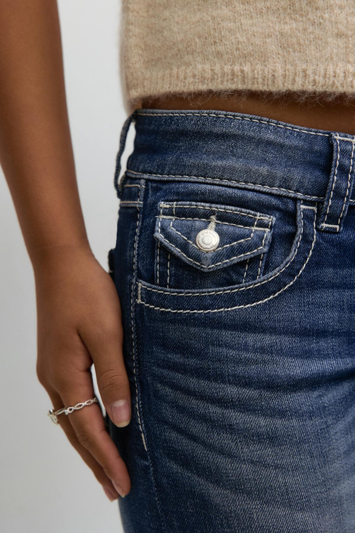 Embroidery jeans