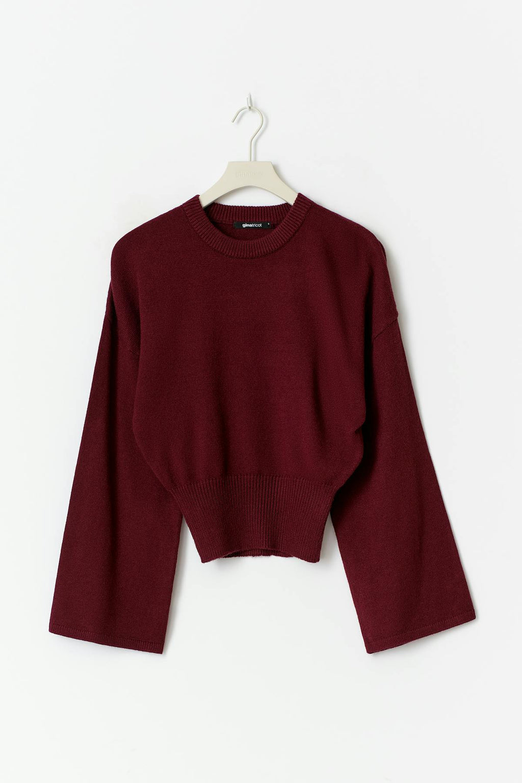 Wide sleeve knitted top