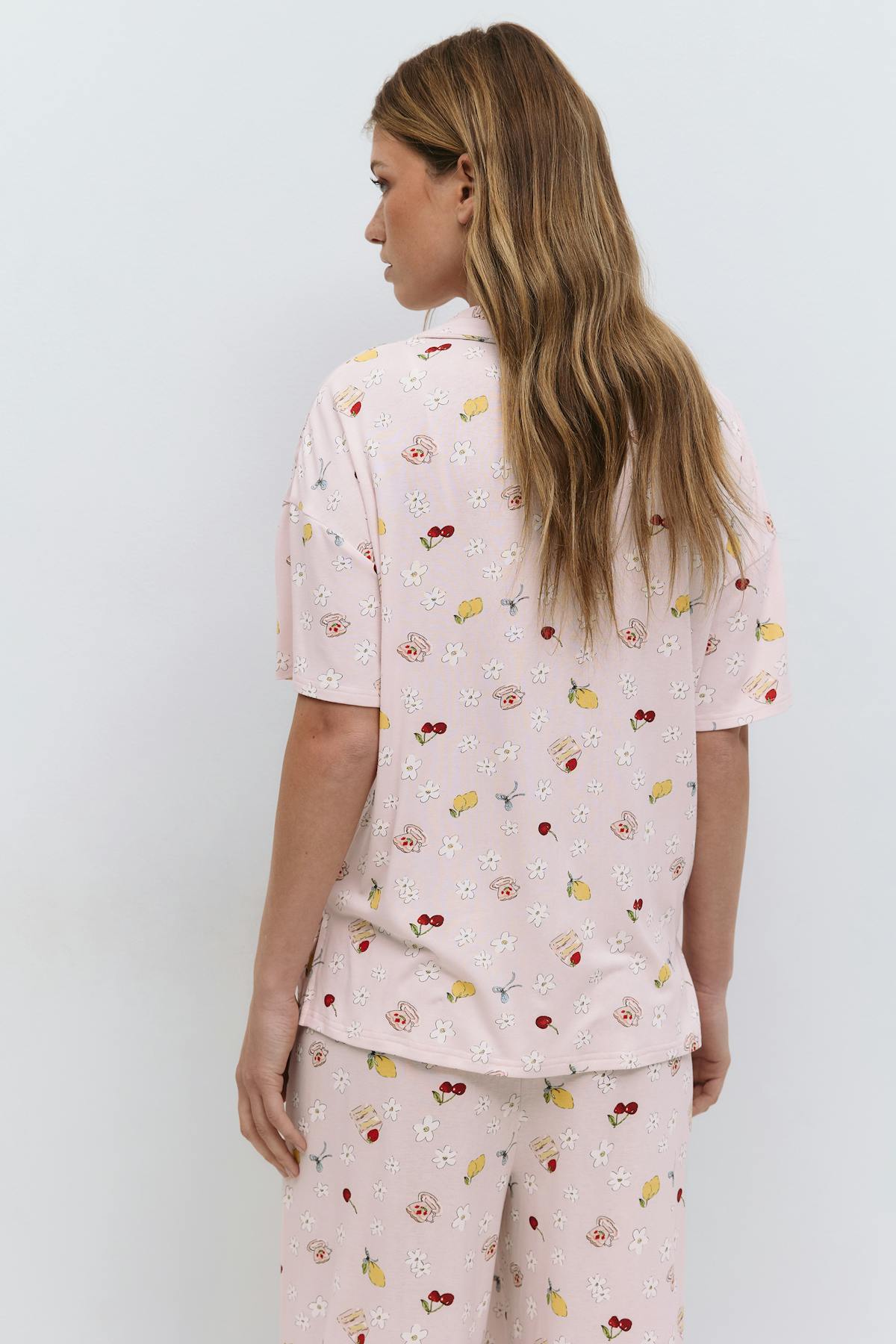 Soft shortsleeve pyjamas shirt