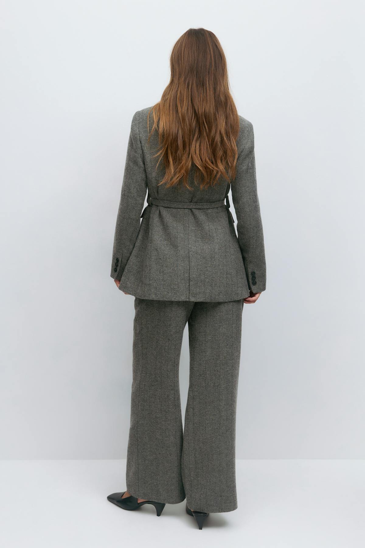 Mid waist herringbone trousers