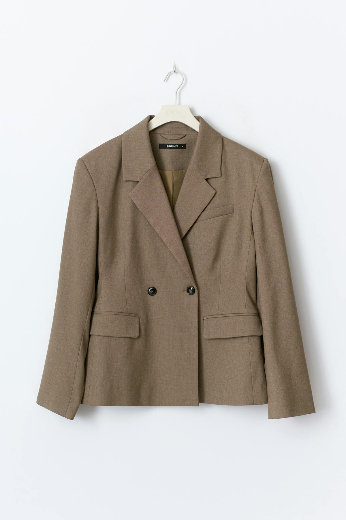 Shaped blazer
