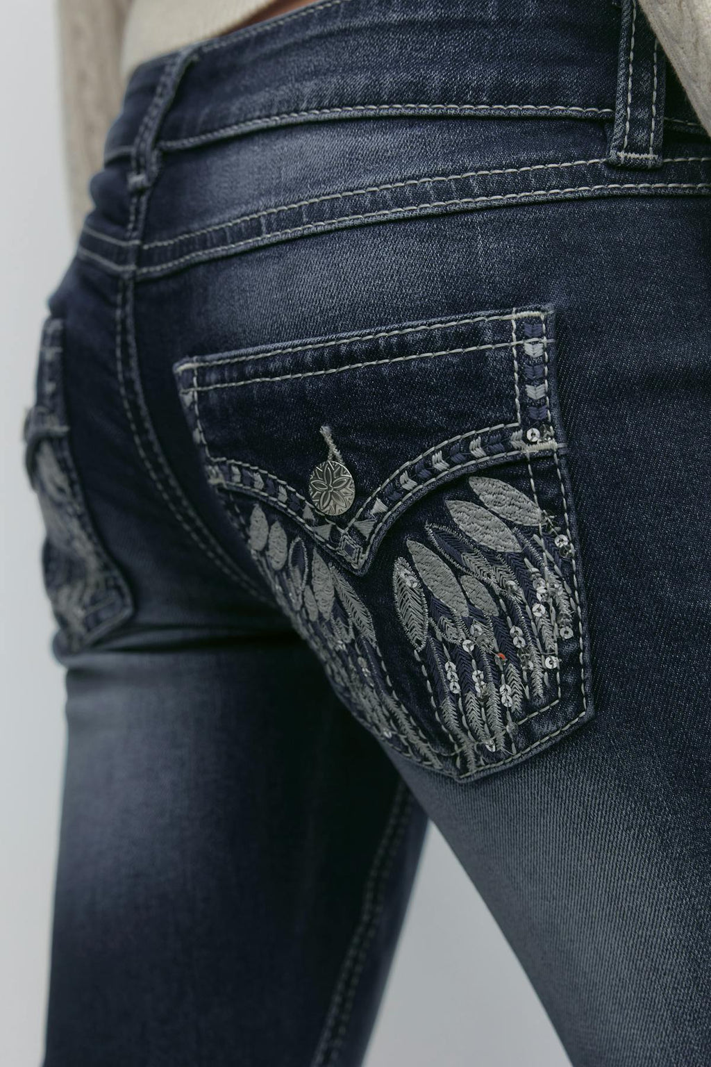 Embroidery jeans tall
