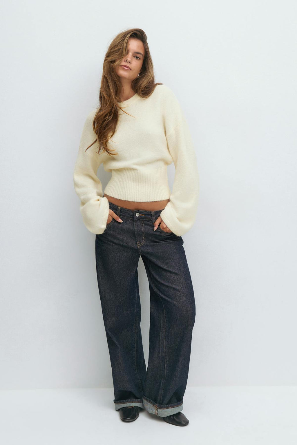 Wide sleeve knitted sweater