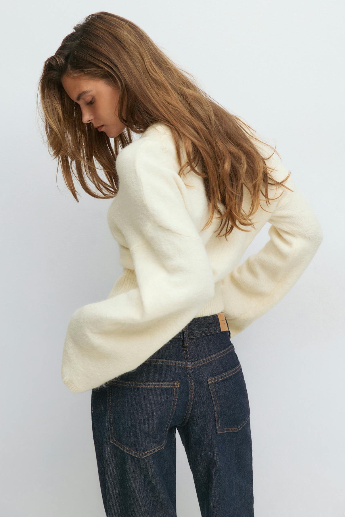 Wide sleeve knitted sweater