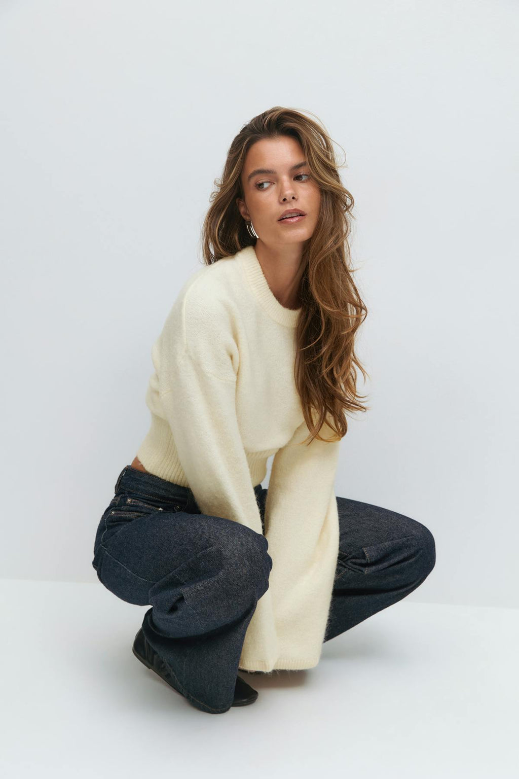 Wide sleeve knitted sweater
