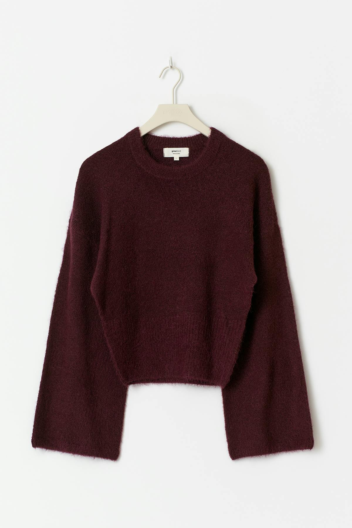 Wide sleeve knitted sweater