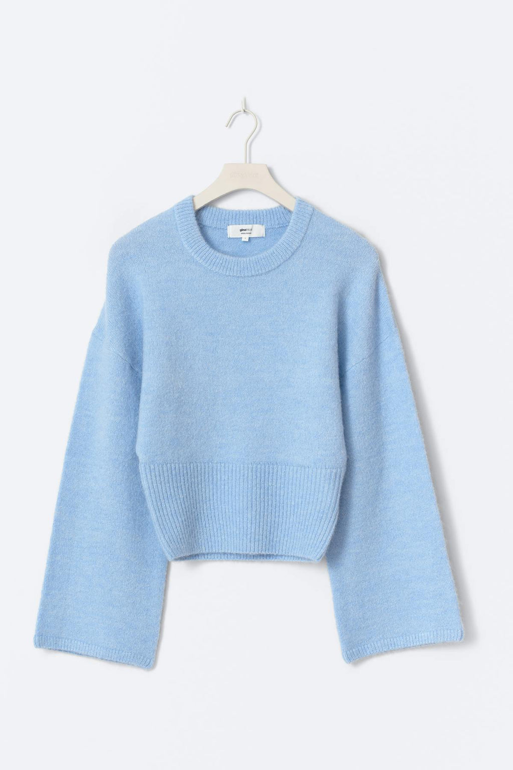 Wide sleeve knitted sweater