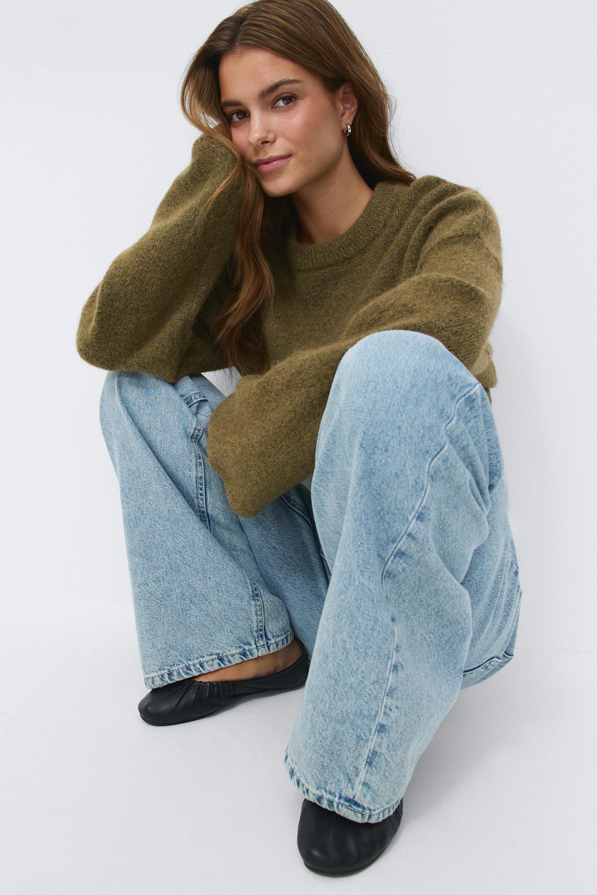 Wide sleeve knitted sweater