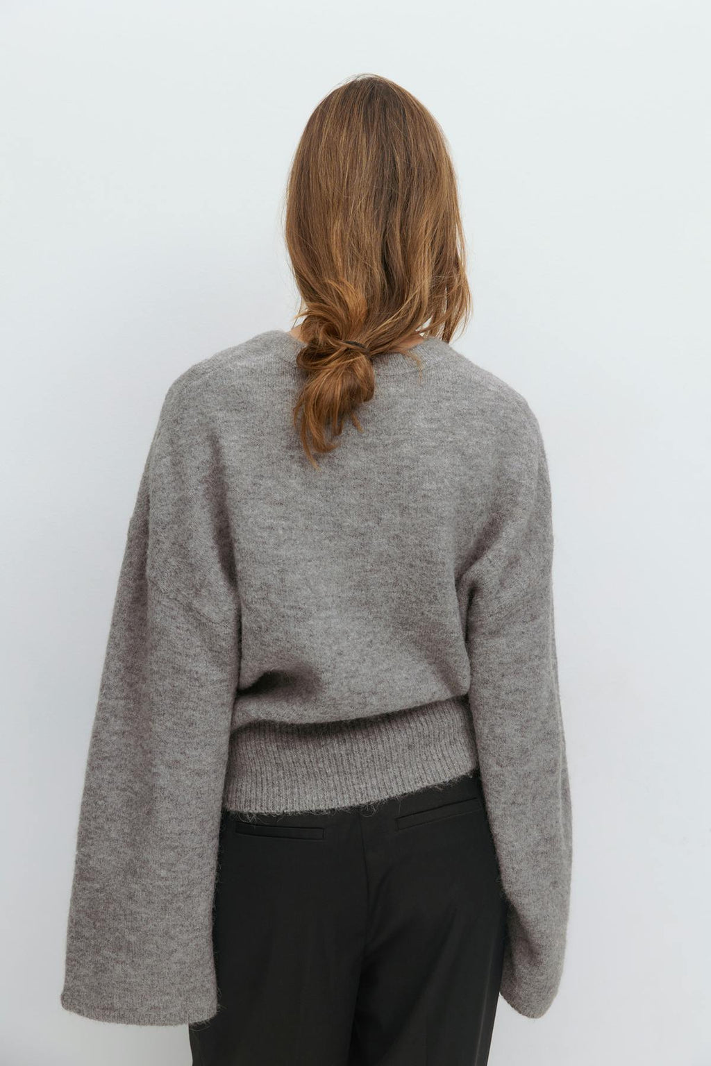 Wide sleeve knitted sweater
