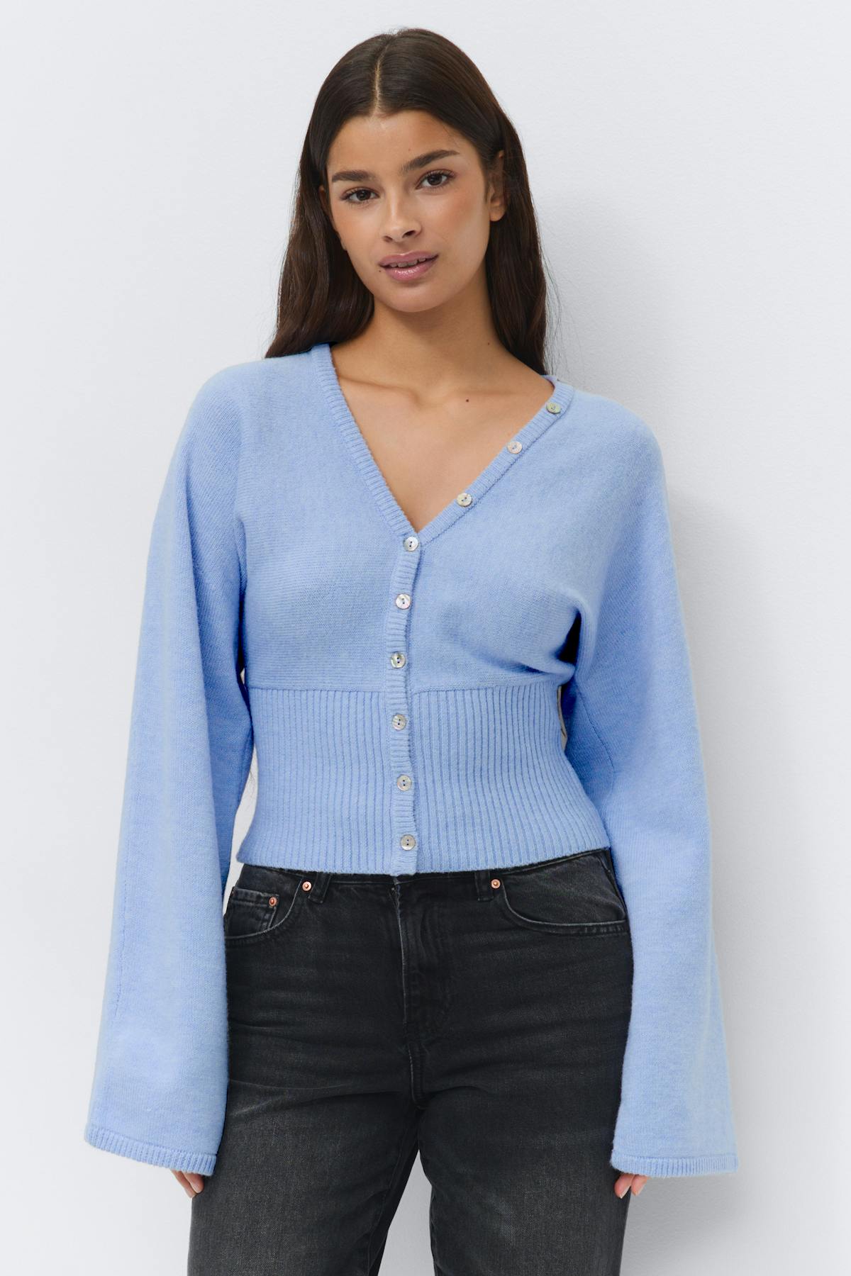 Fitted waist knitted cardigan