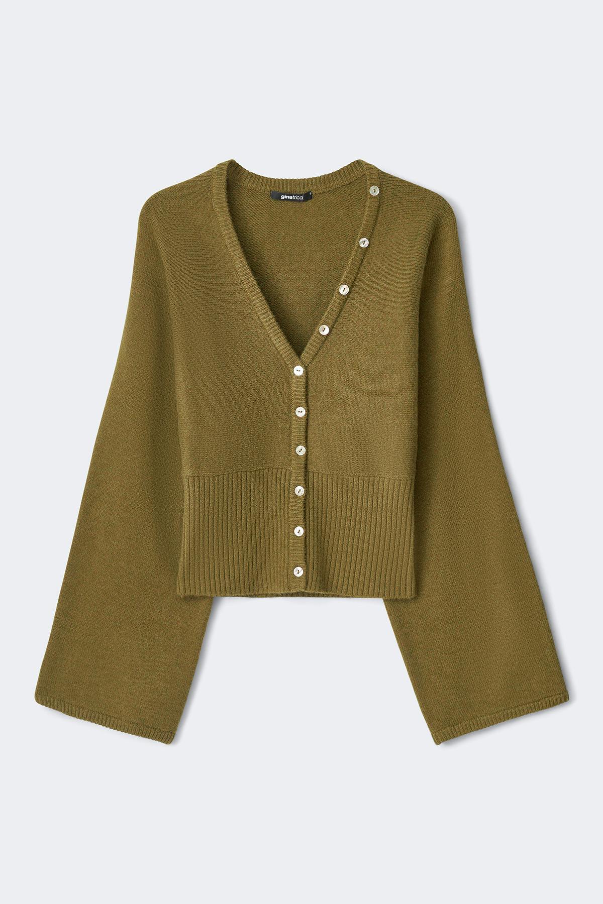 Fitted waist knitted cardigan