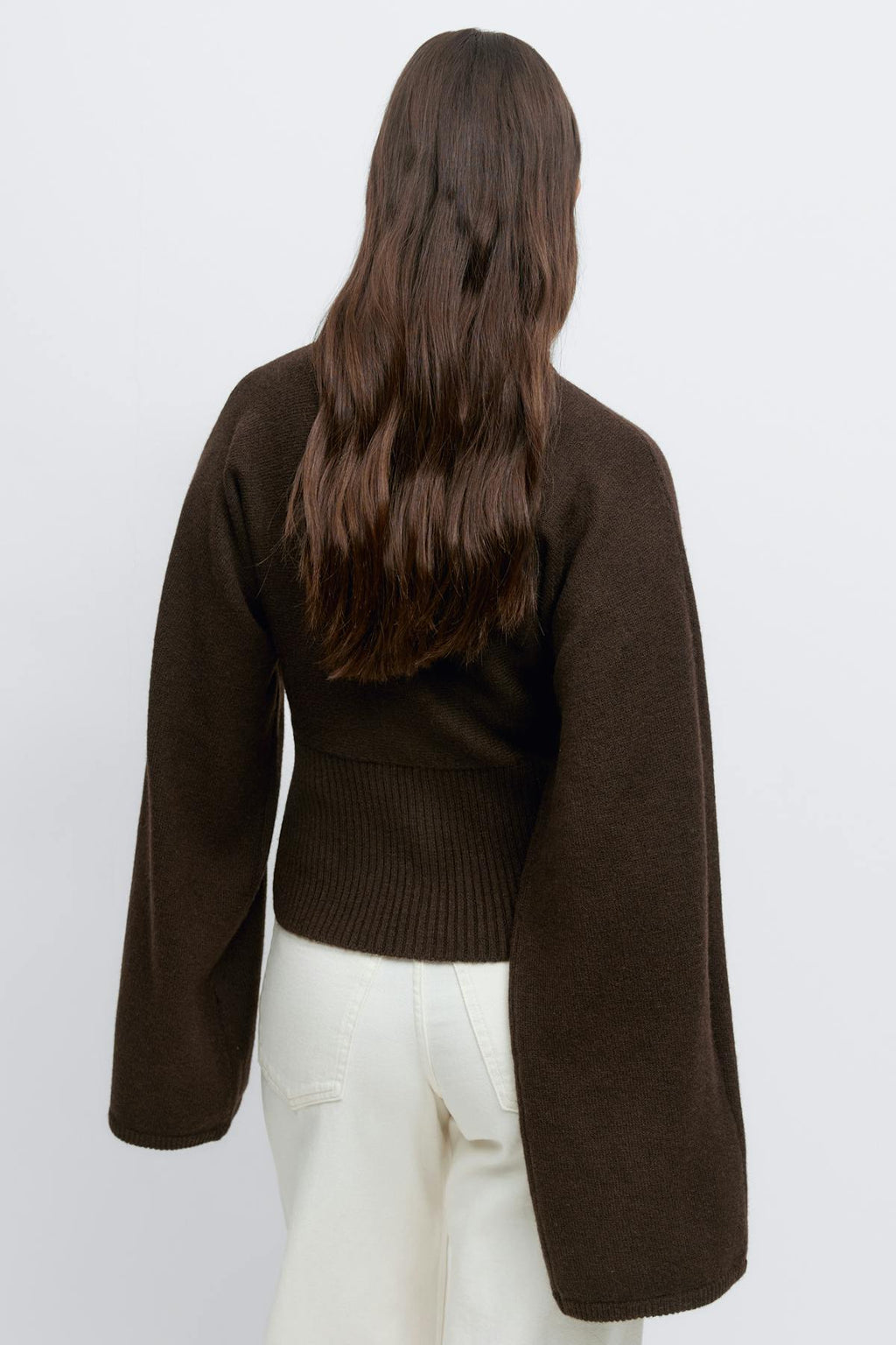 Fitted waist knitted cardigan