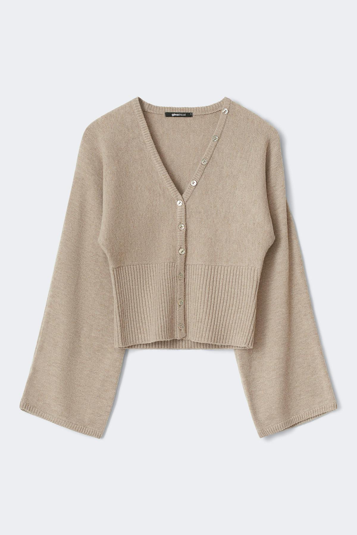 Fitted waist knitted cardigan