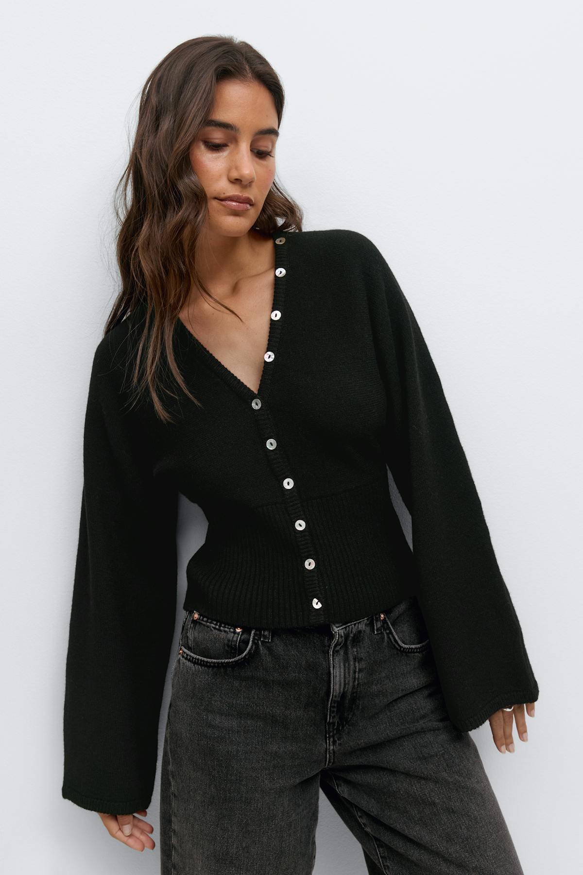 Fitted waist knitted cardigan