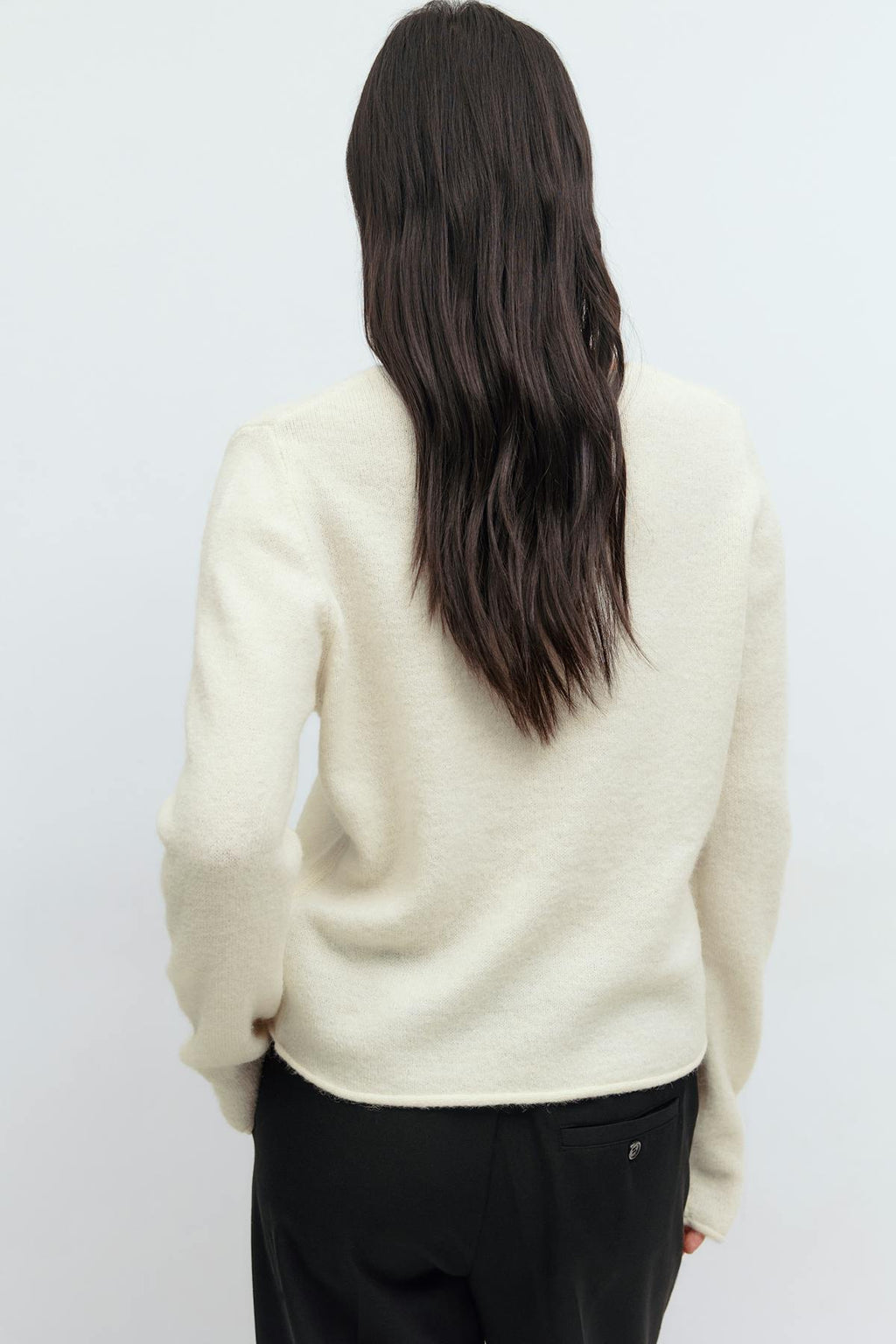 Loose v-neck knit sweater
