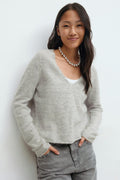 Loose v-neck knit sweater