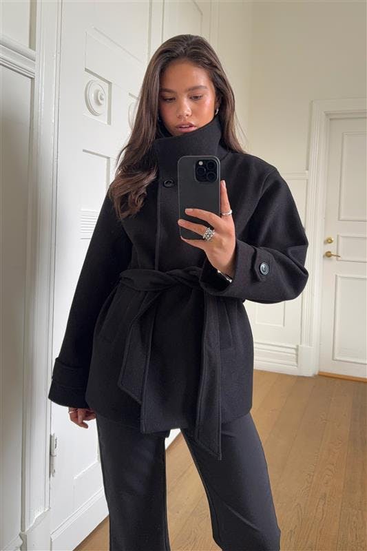 Y felt jacket