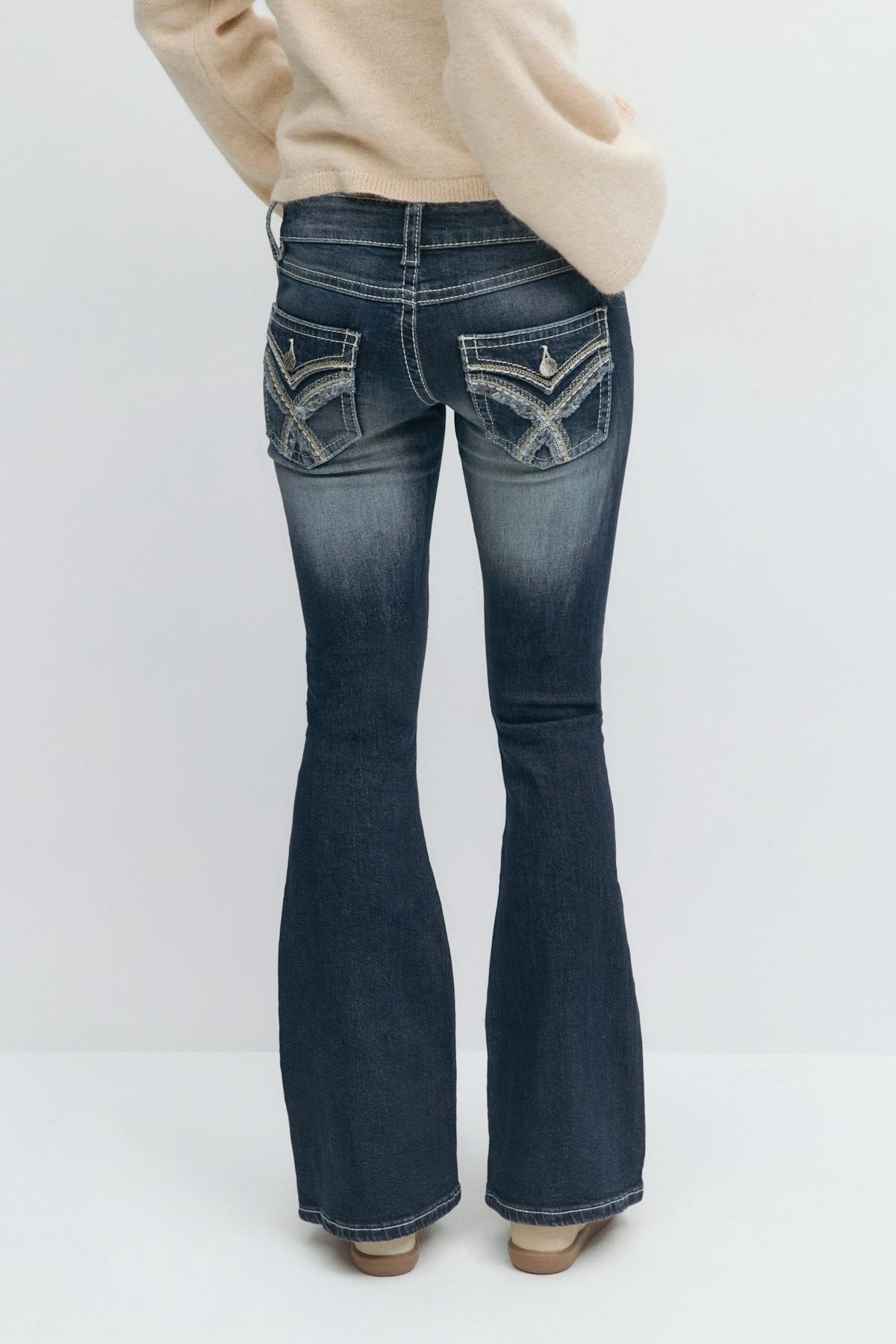 Embroidery jeans