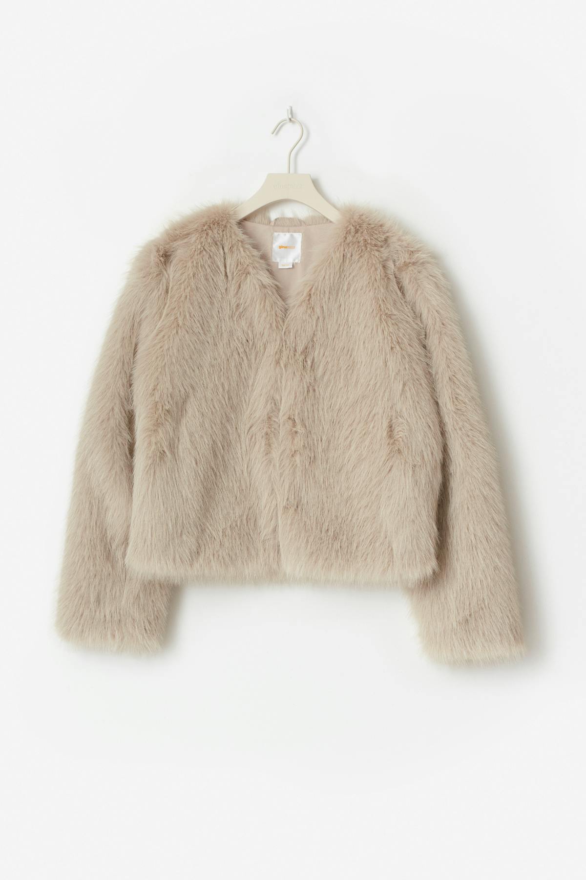 Y faux fur jacket