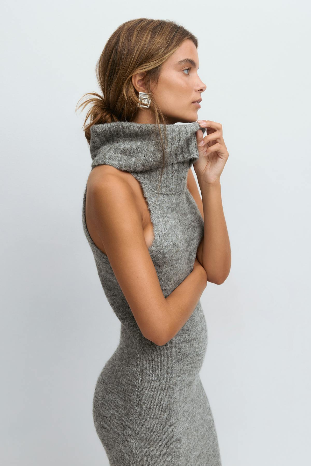 Sleeveless polo knitted dress