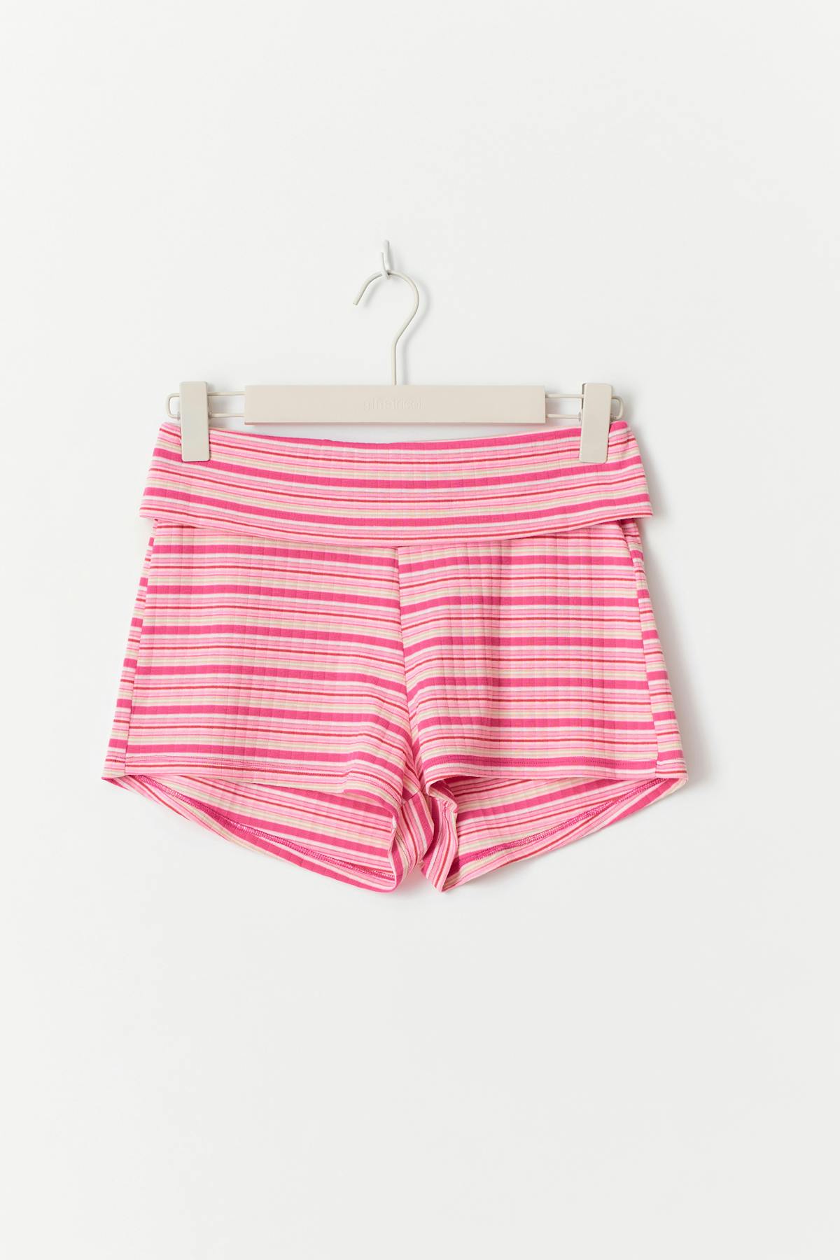 Soft folded shorts