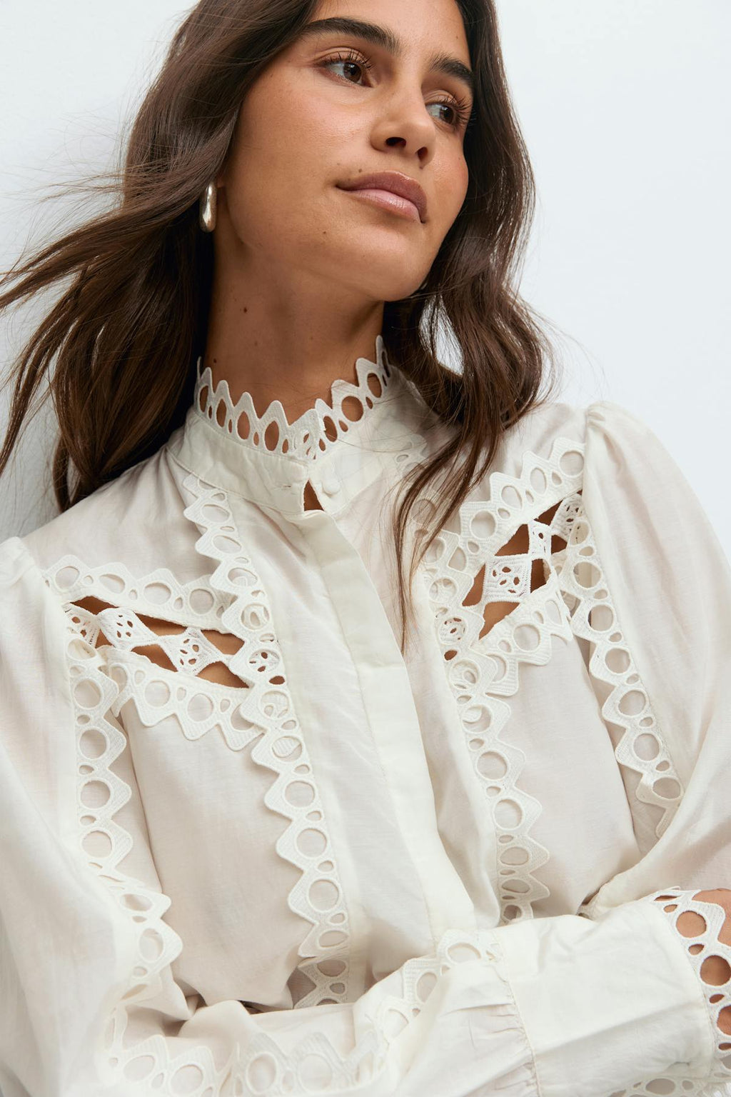 Embroidery anglaise shirt