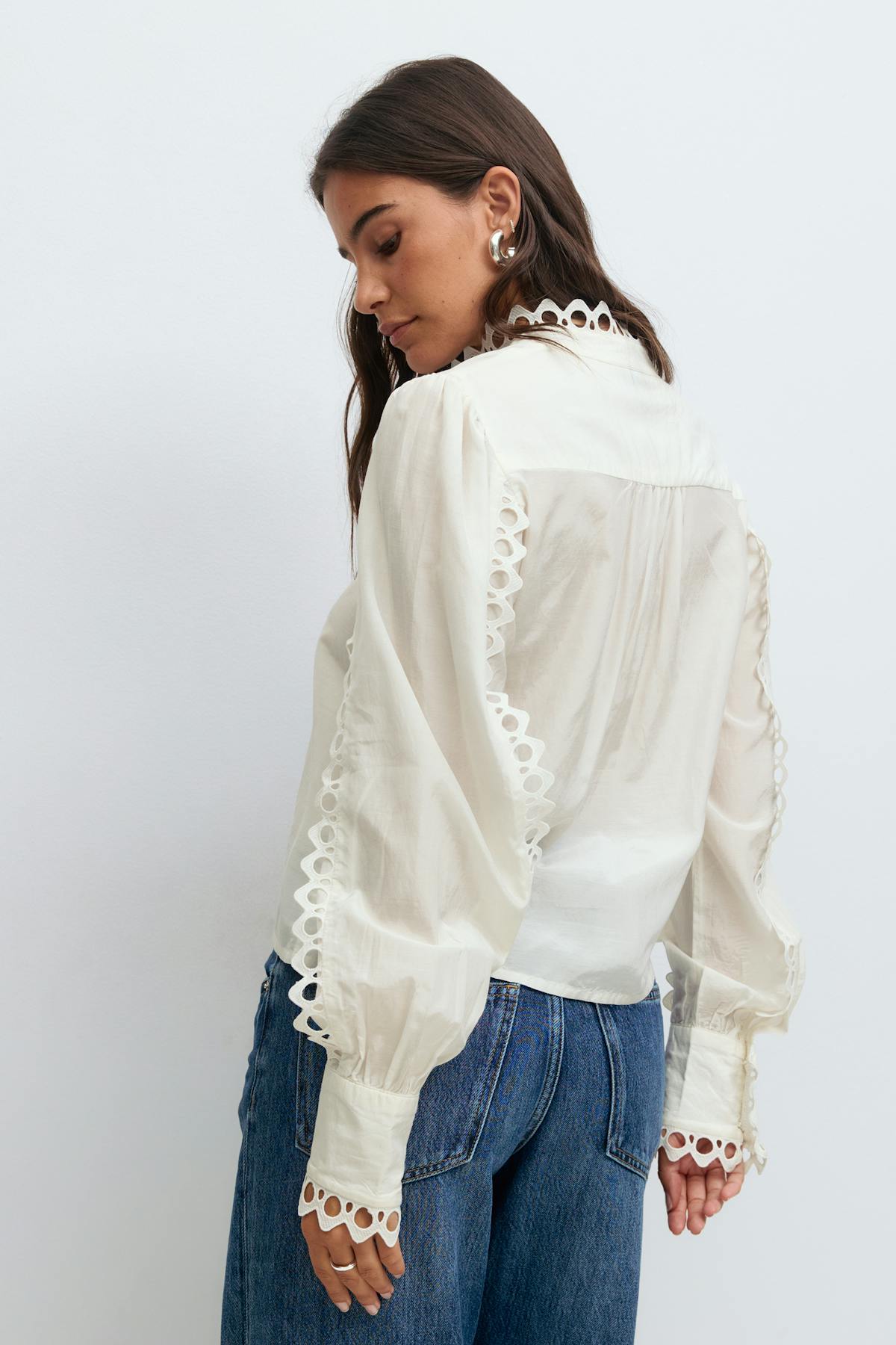 Embroidery anglaise shirt