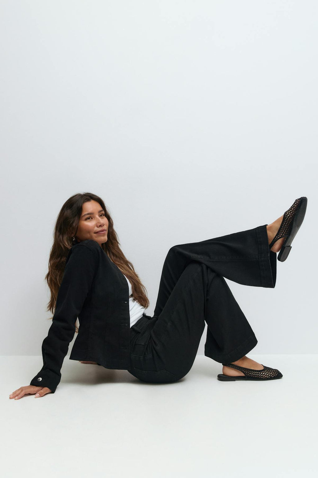 Front seam flare jeans