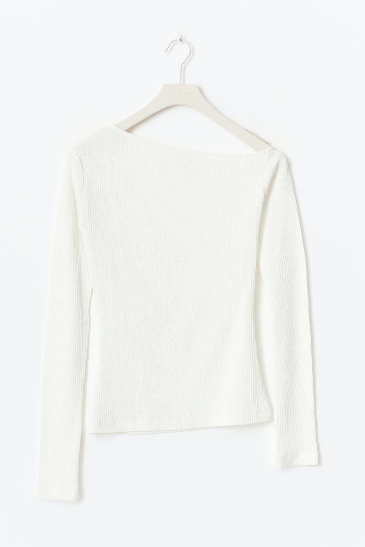 One shoulder top