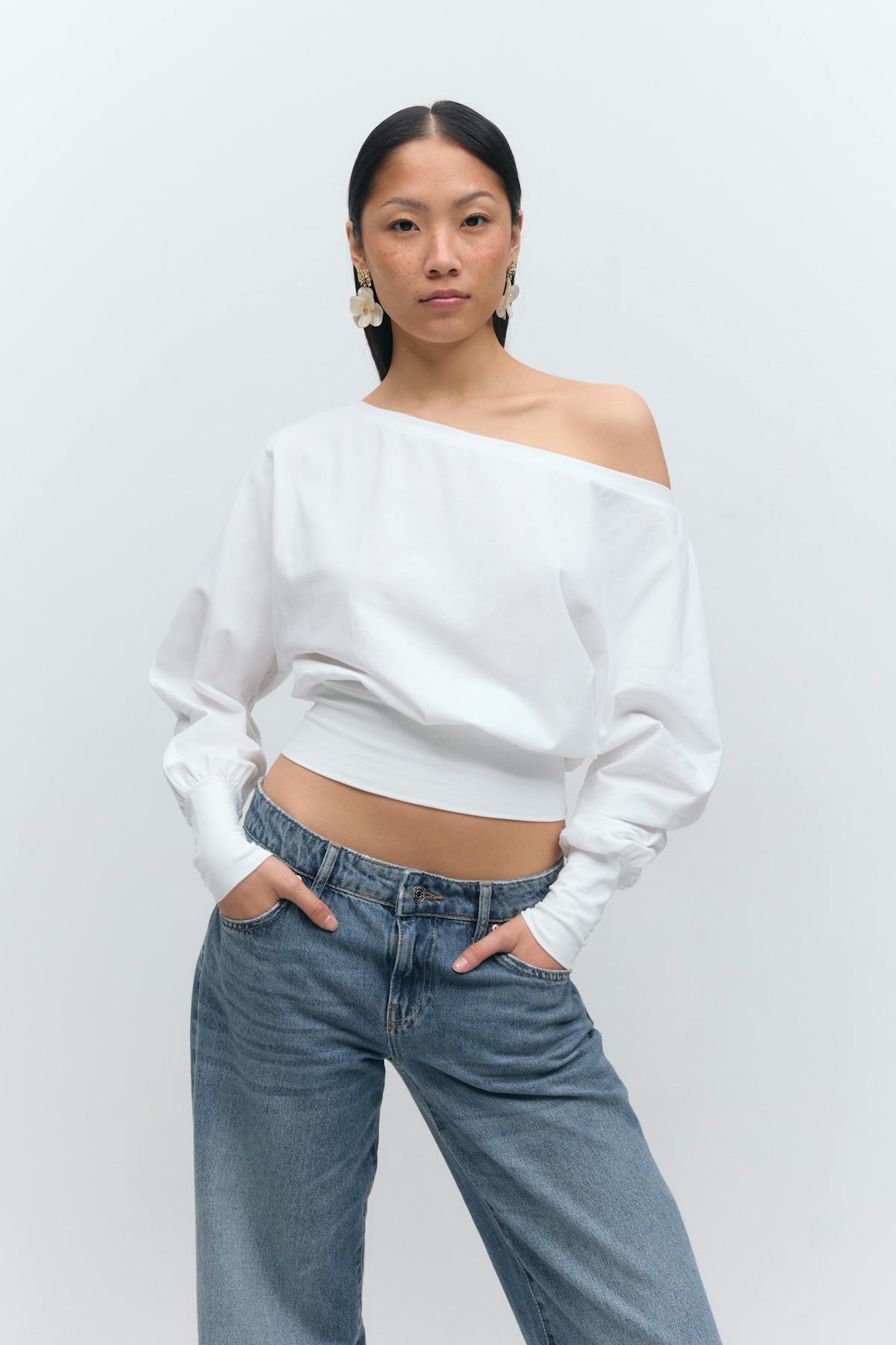Cuff detail top