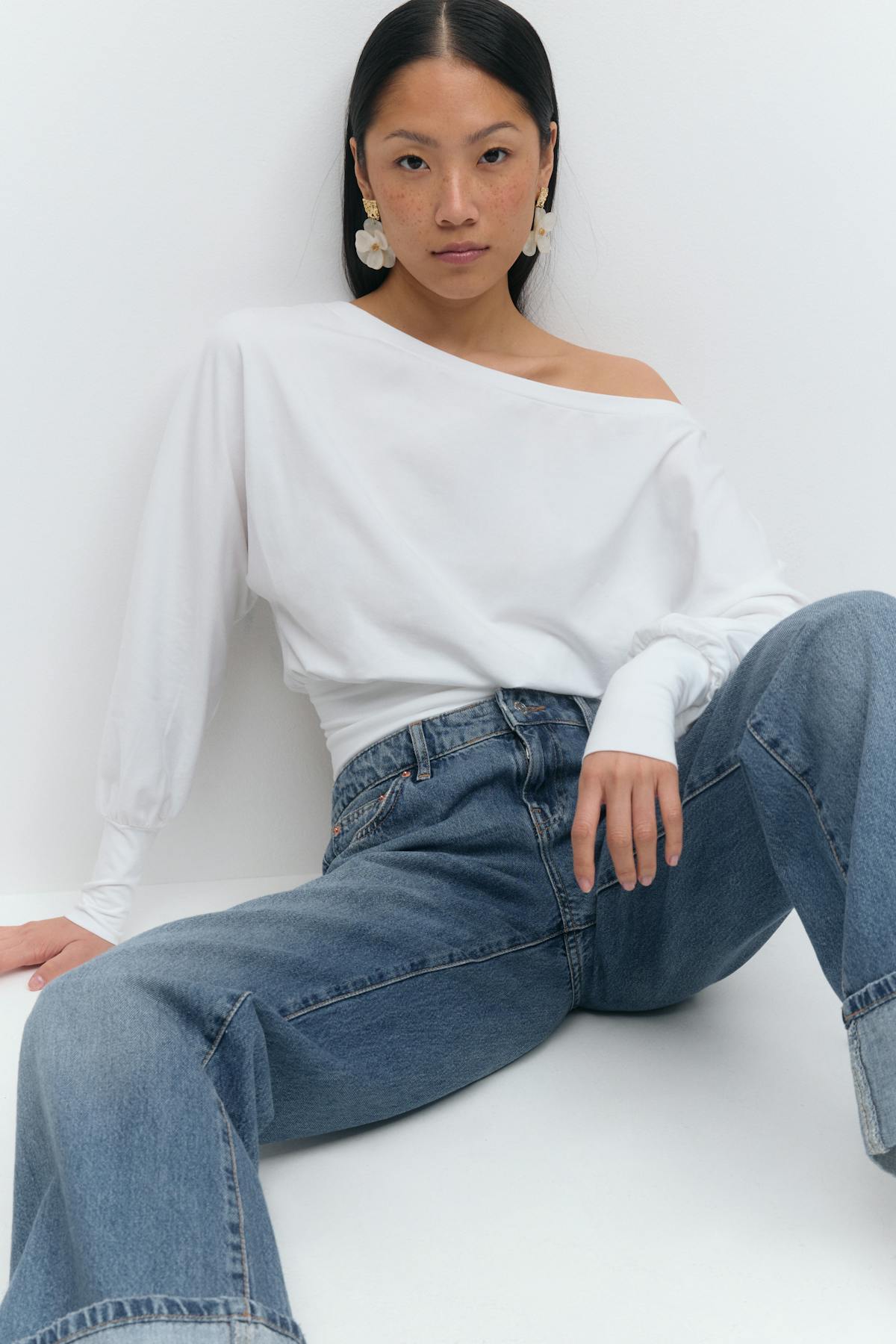 Cuff detail top