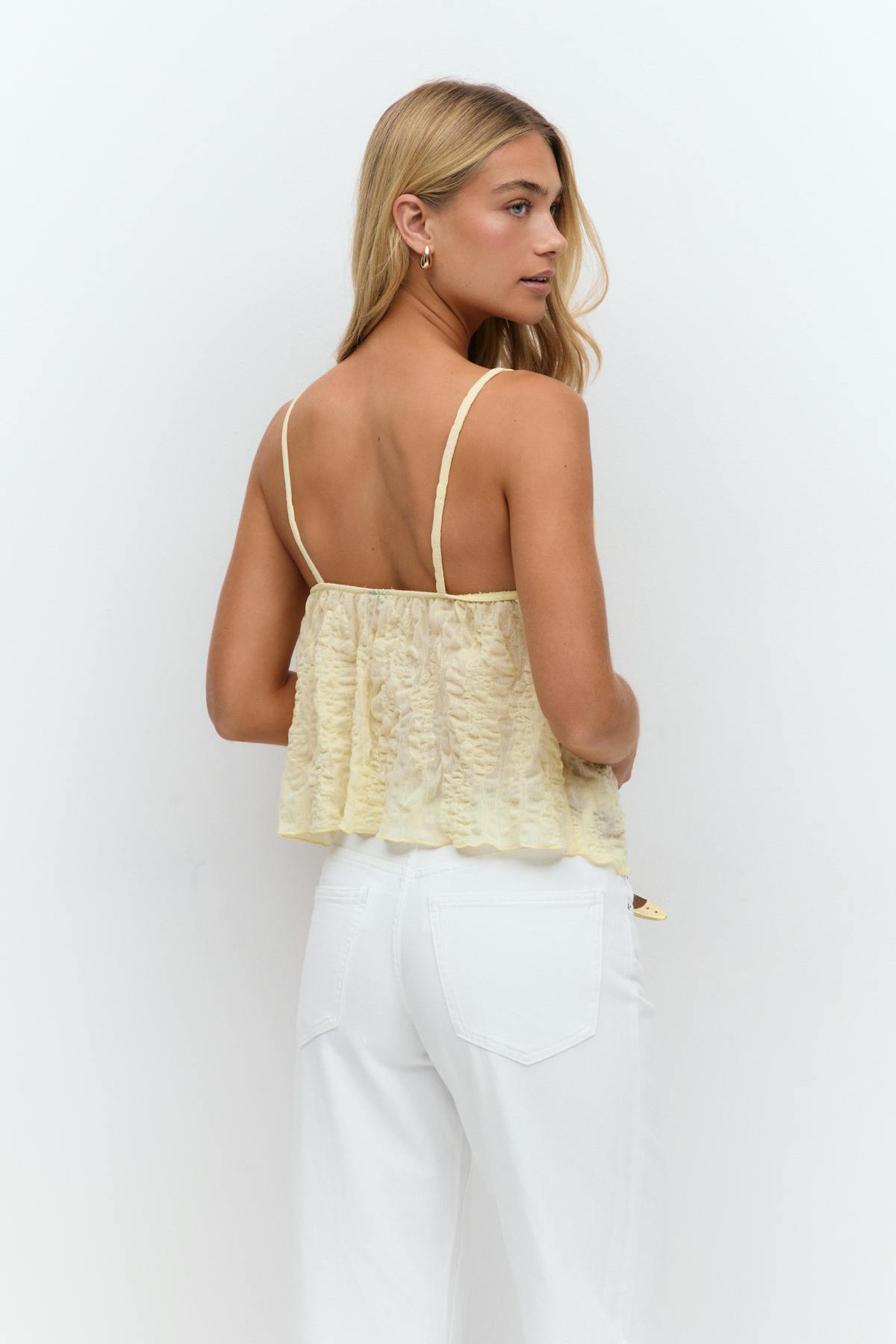 Frill singlet