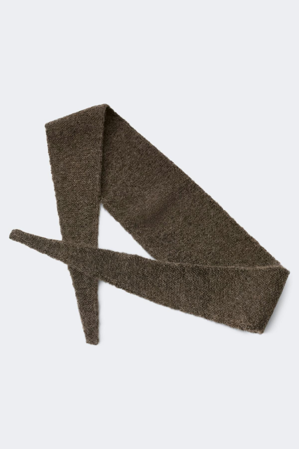 Mini scarf