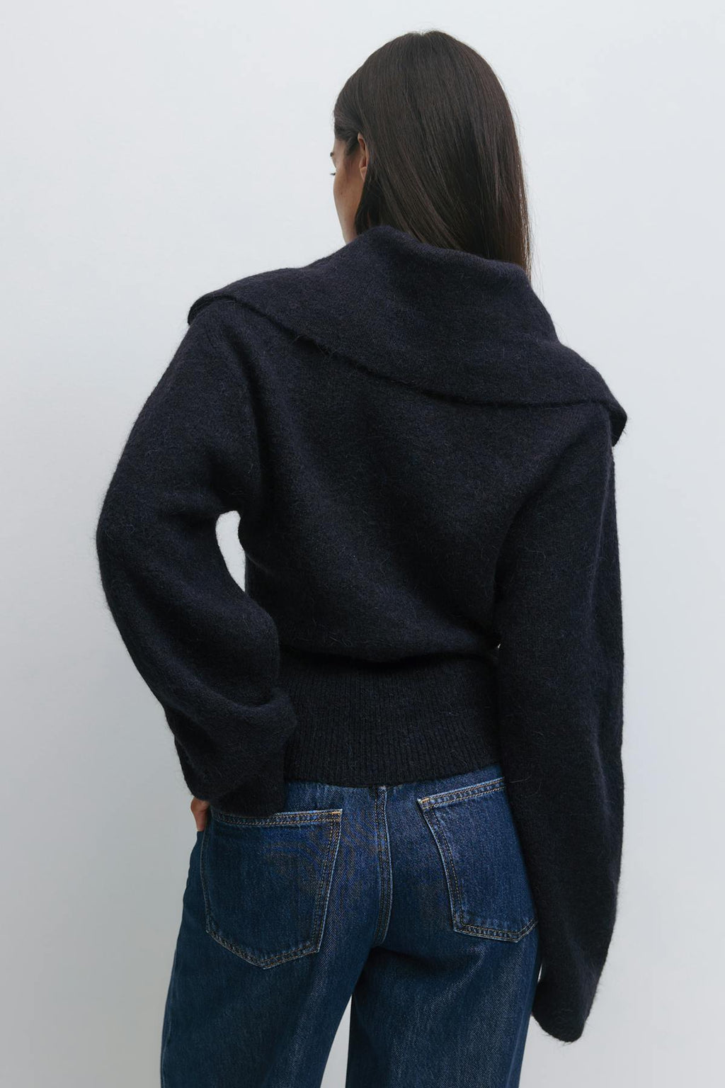 Ribbed waist knitted cardigan