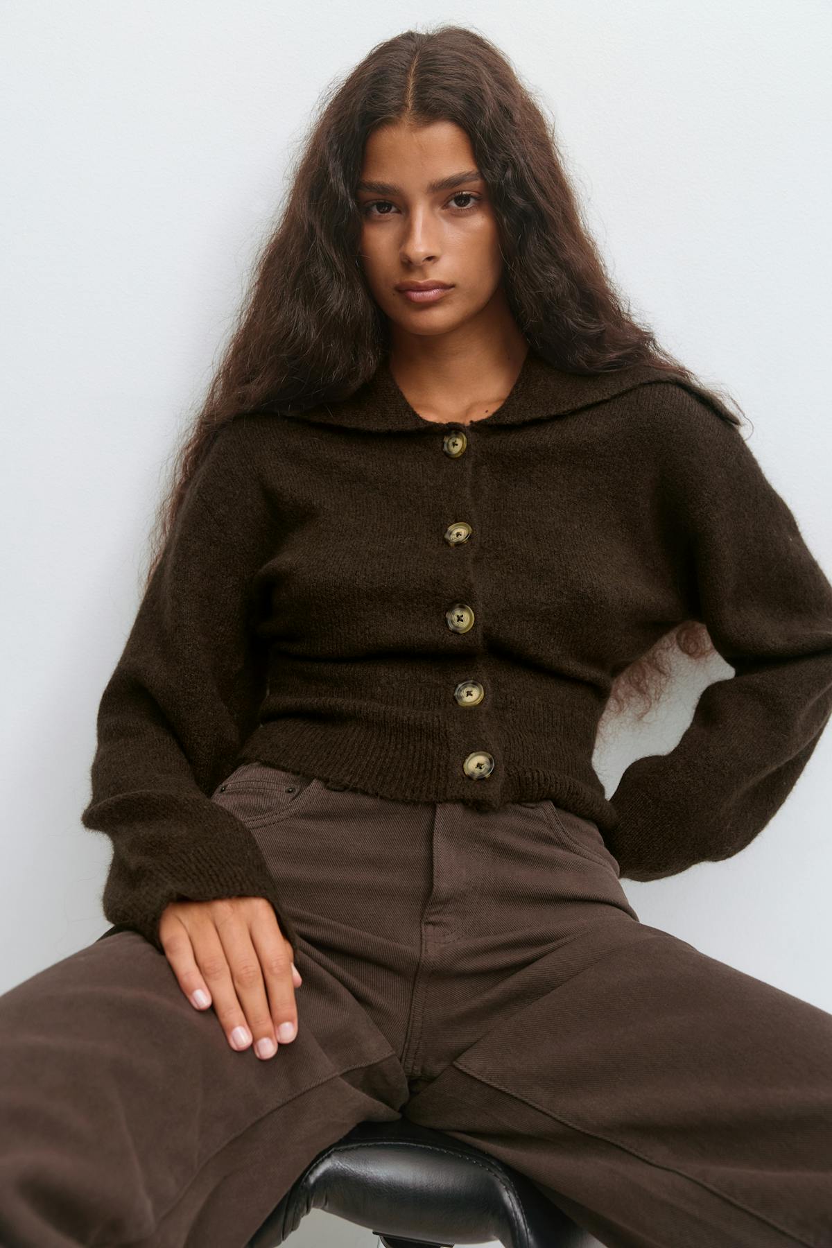 Ribbed waist knitted cardigan