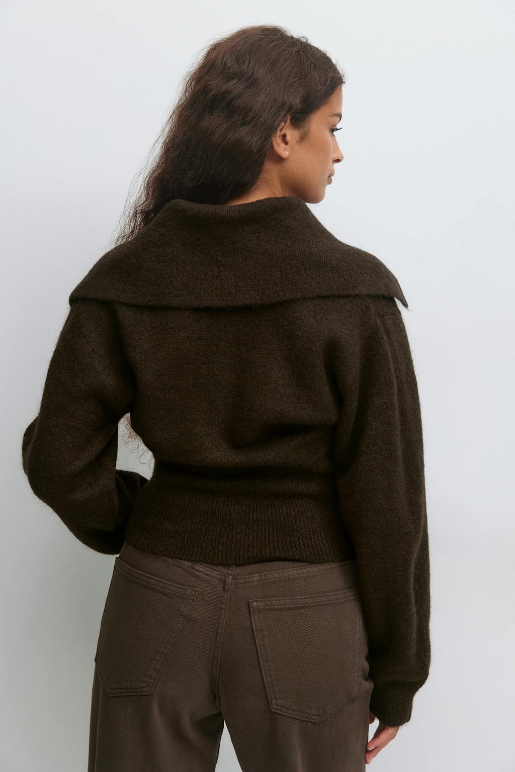 Ribbed waist knitted cardigan