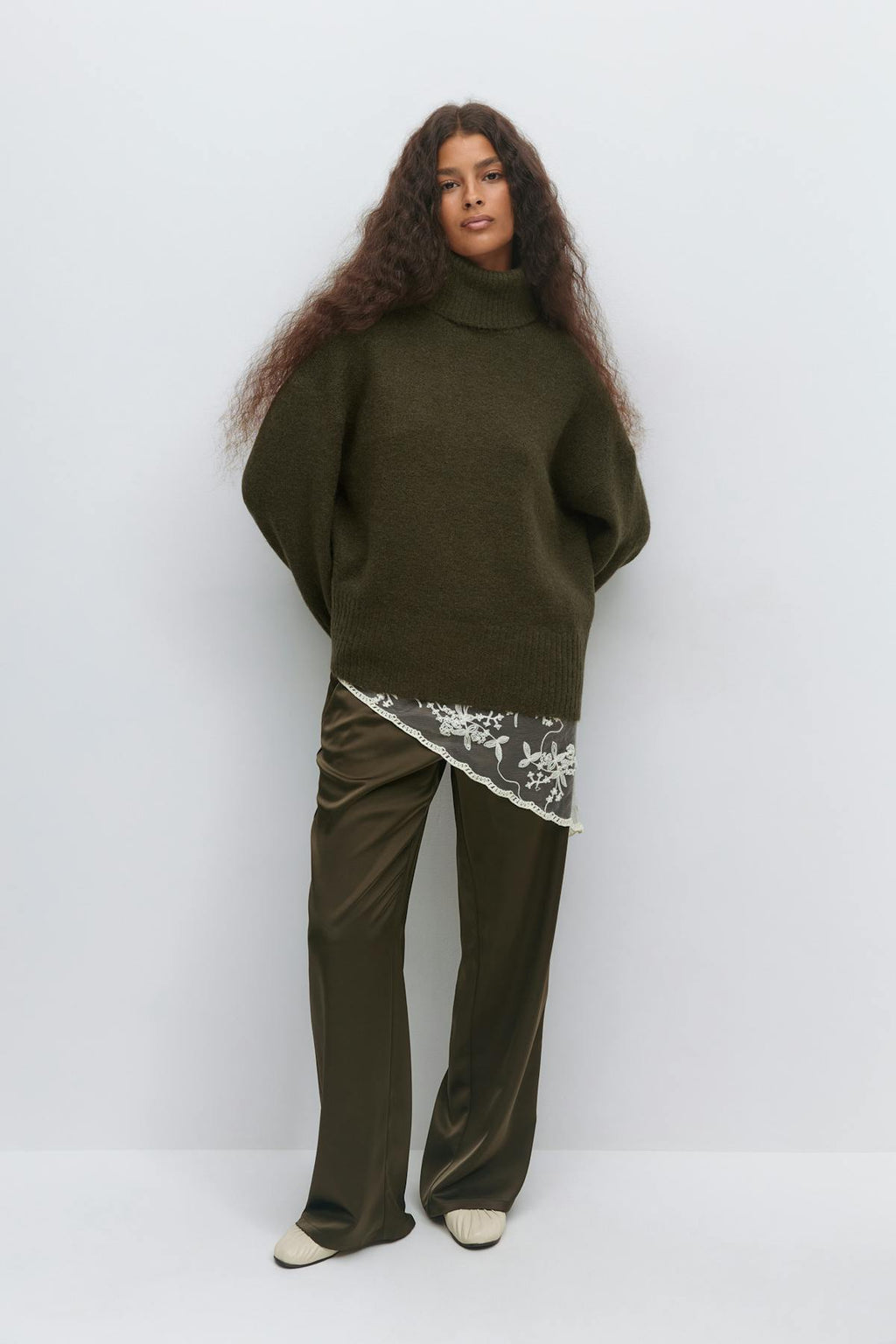 Long sleeve knitted sweater
