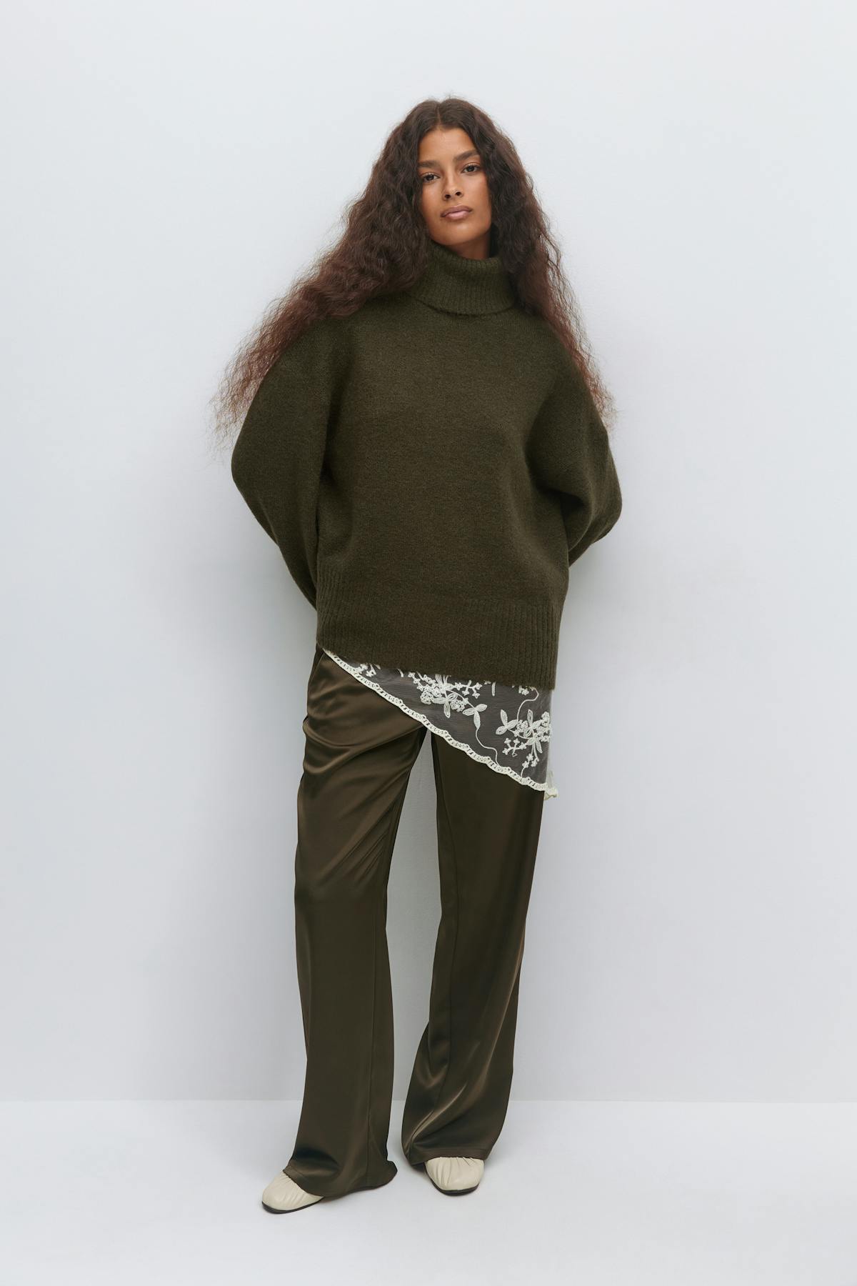 Long sleeve knitted sweater