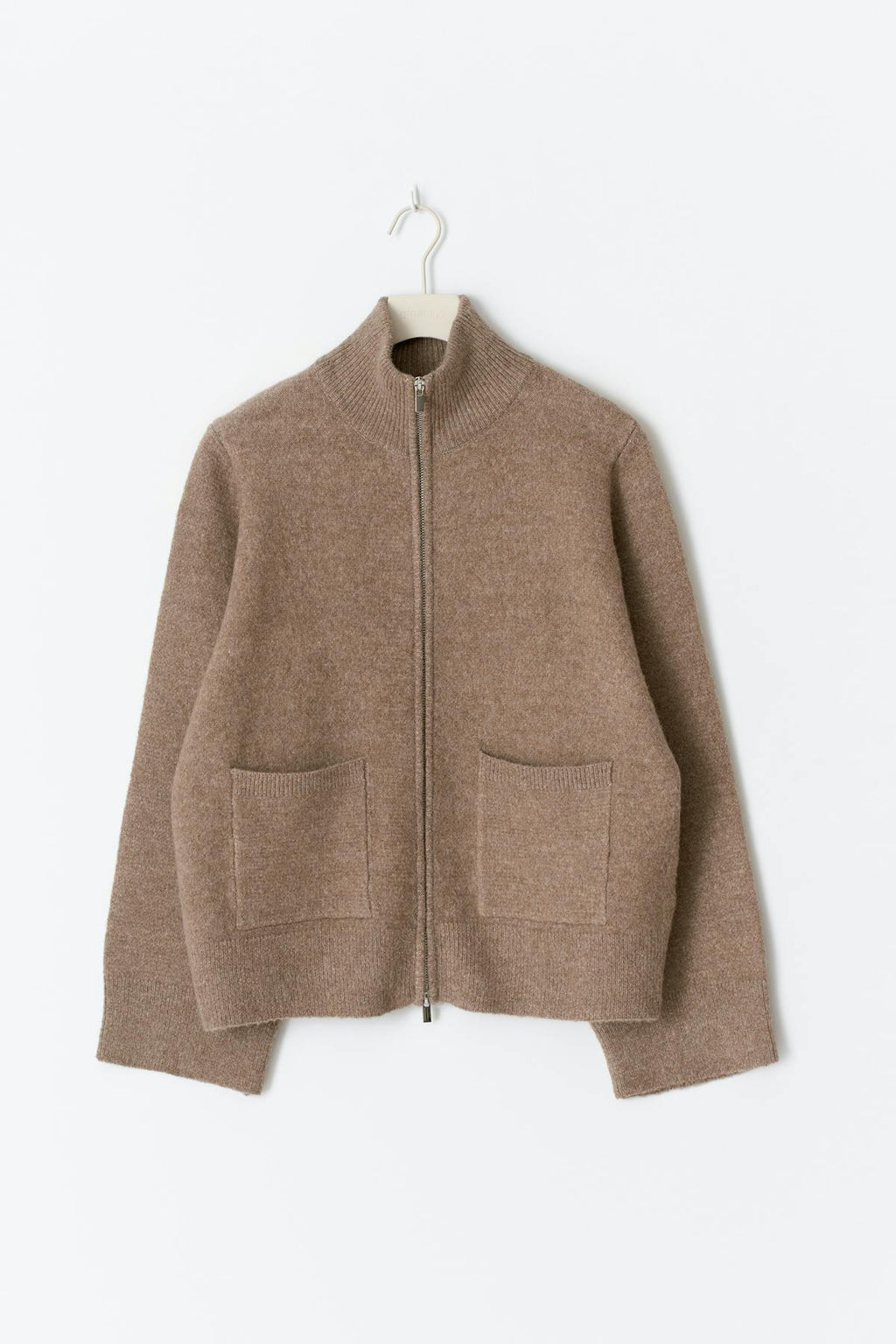 Knitted pocket cardigan