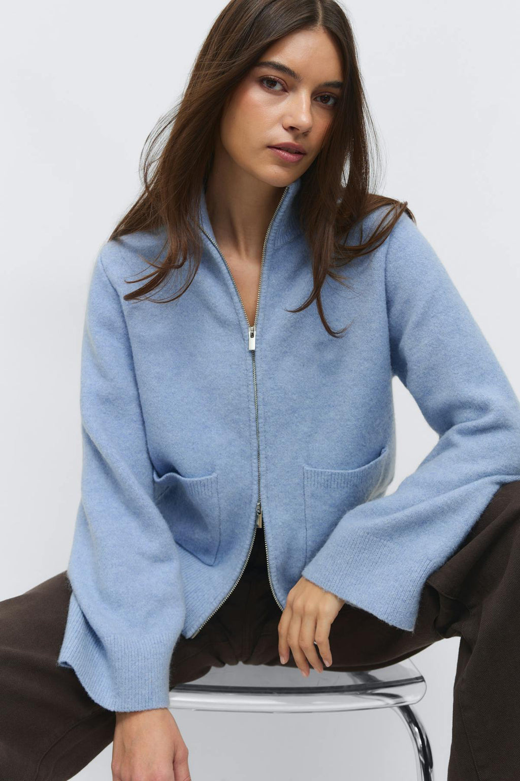 Knitted pocket cardigan