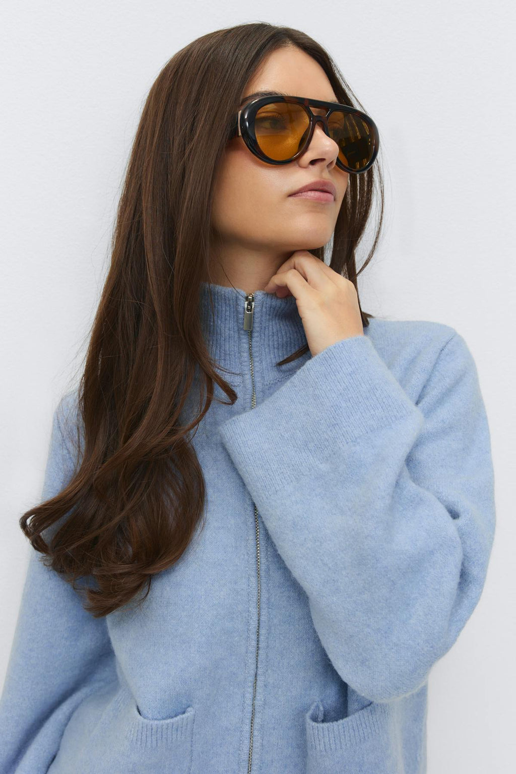 Knitted pocket cardigan