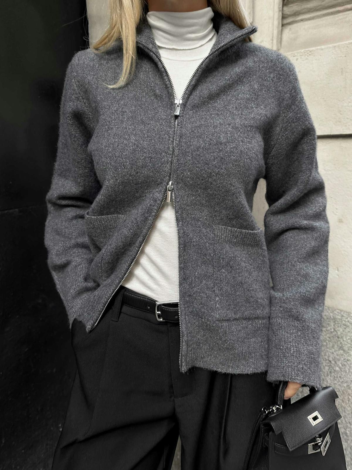 Knitted pocket cardigan