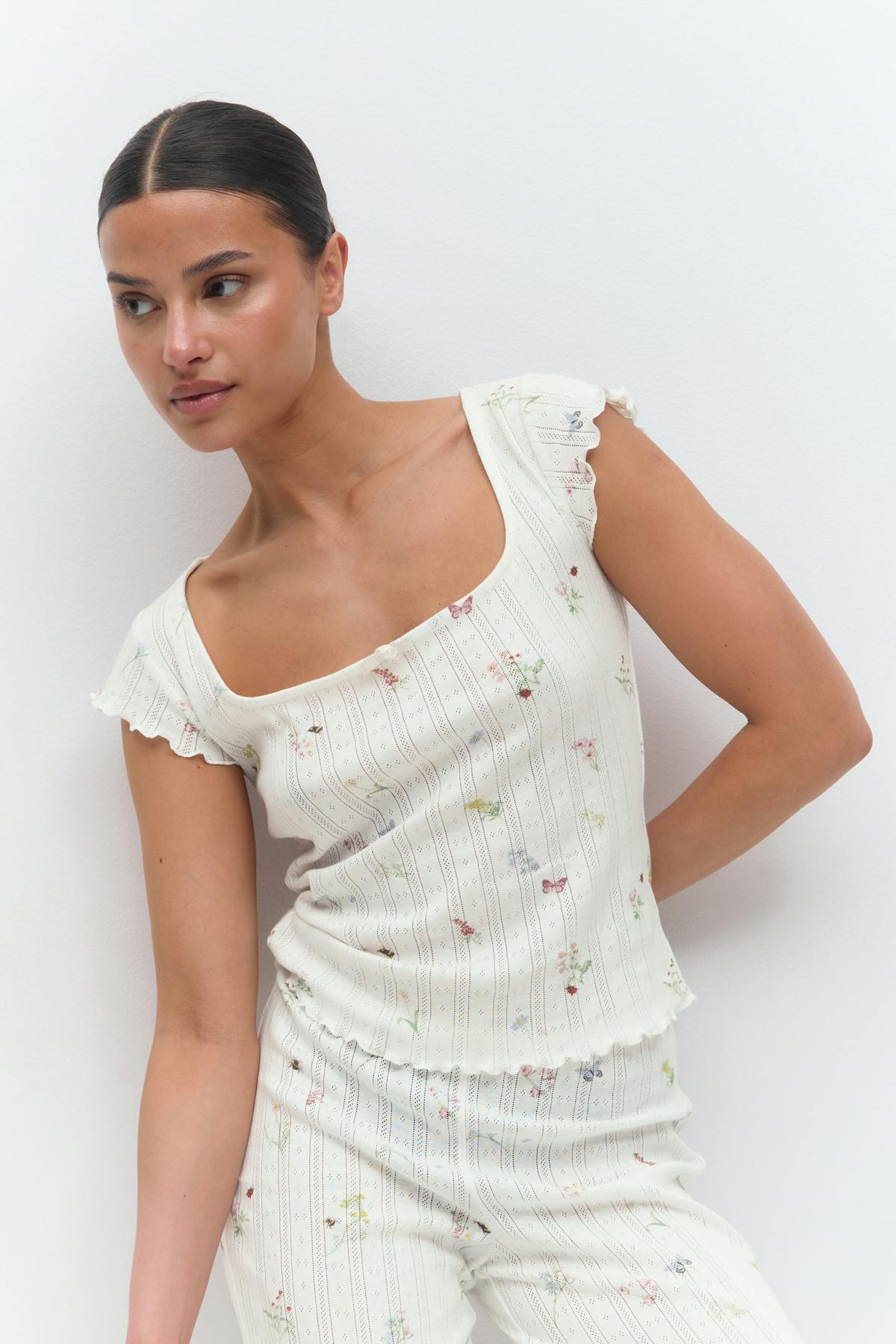 Pointelle tee