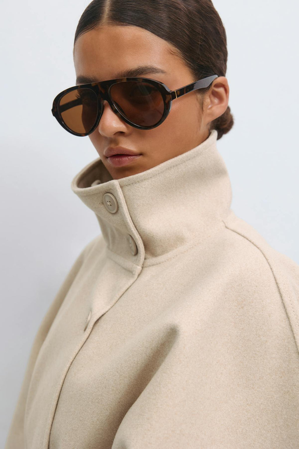 Belt cape jacket
