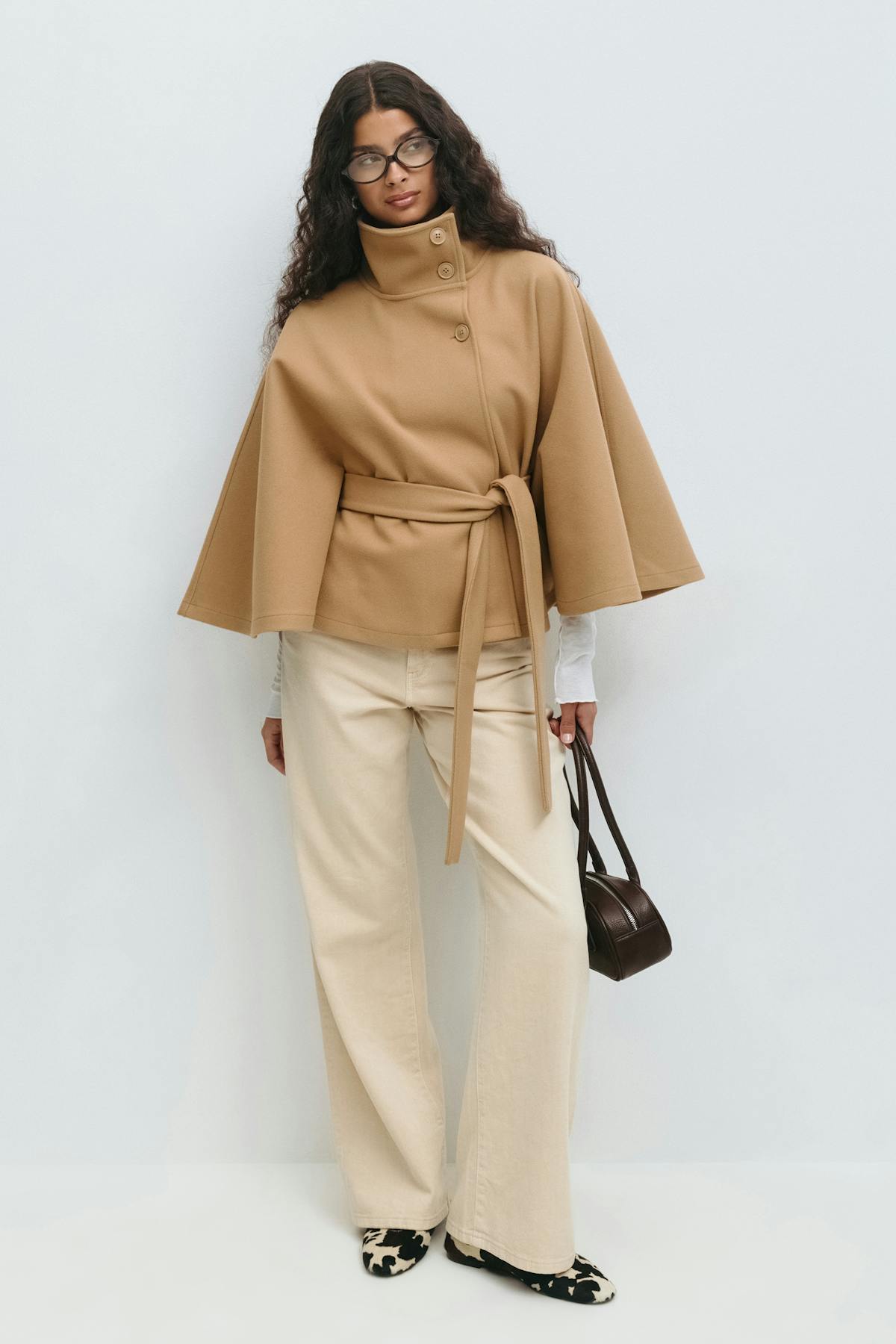Belt cape jacket