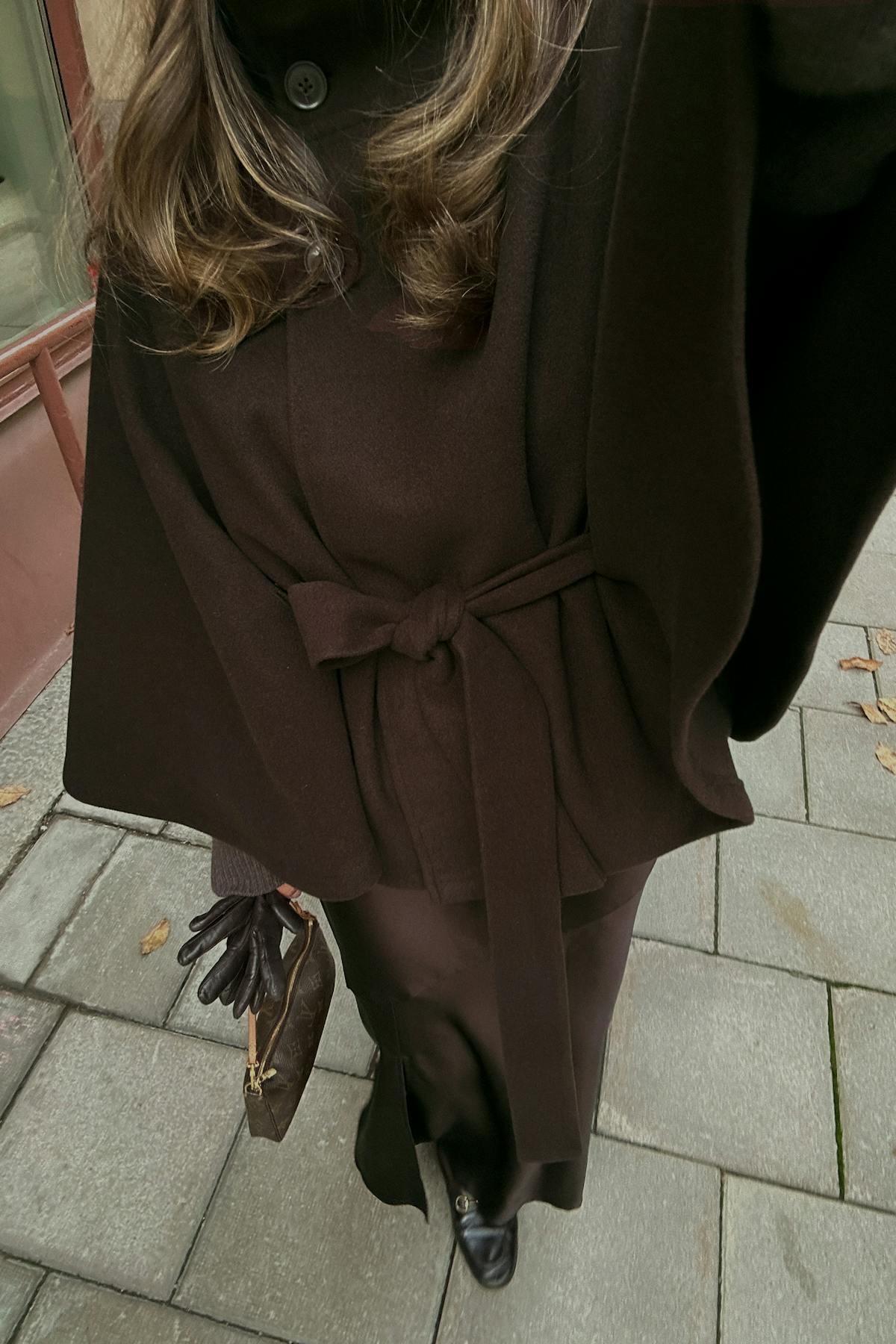 Belt cape jacket